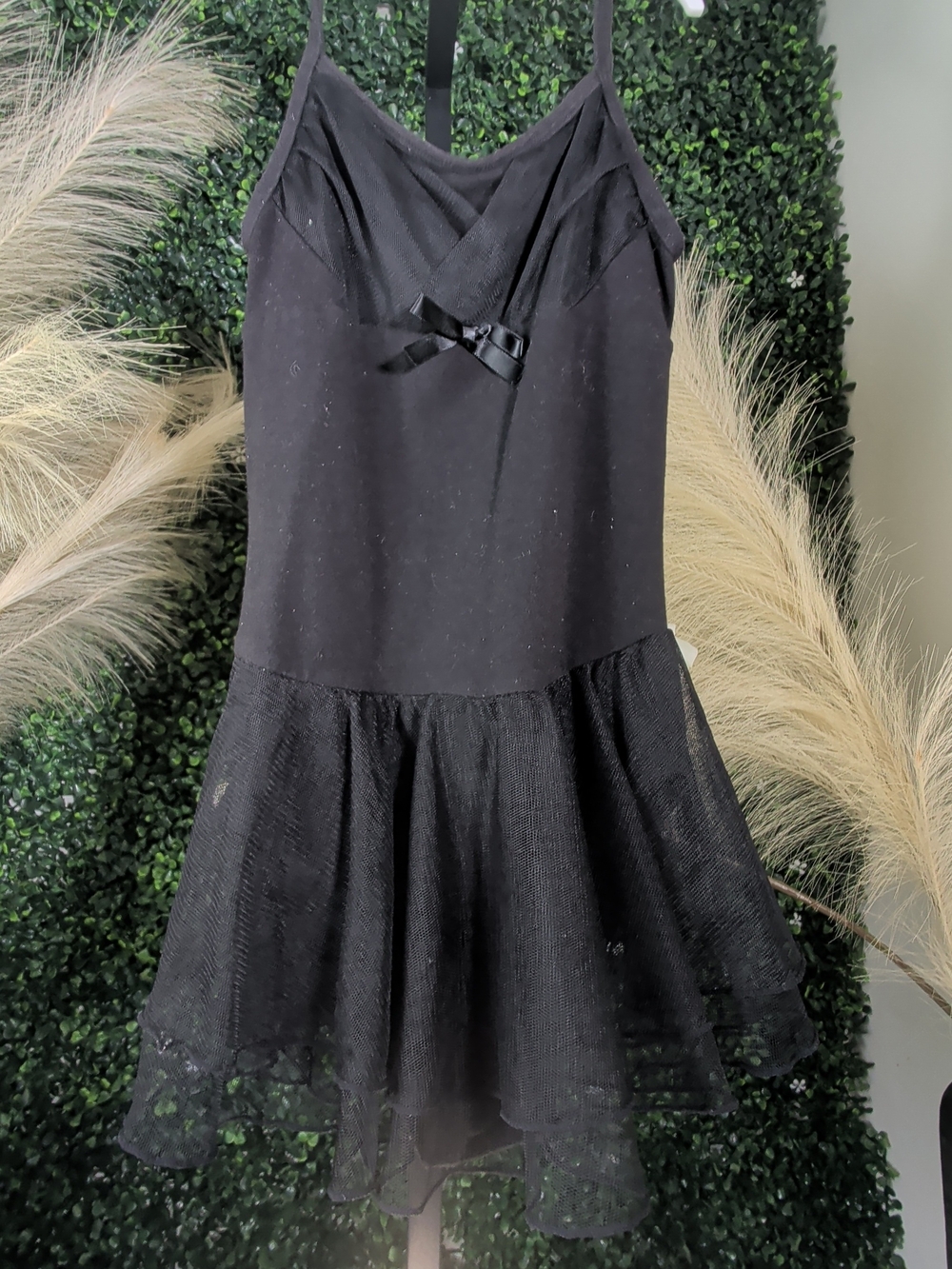 Danskin Girls Ballet Leotard with Tulle SkirGirls' Black Bow-Accent A-Line Dress